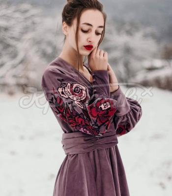 Стильна сукня вишиванка на оксамиті "Кадриль"  фото